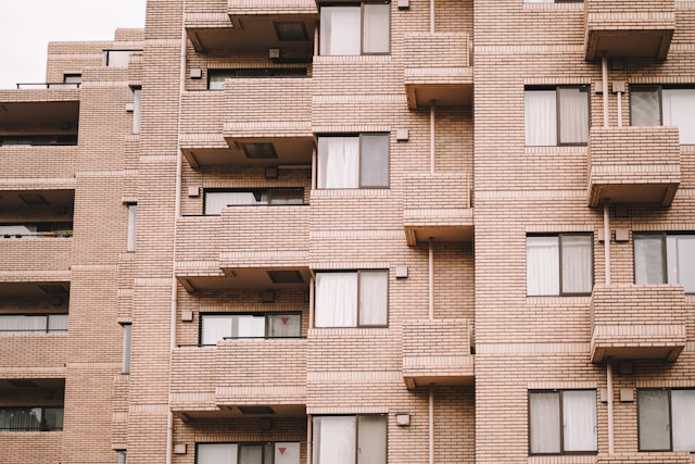 Devenir rentier immobilier : 10 stratégies éprouvées pour investir et prospérer !